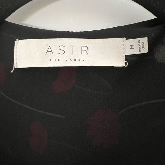 ASTR Surplice Floral Wrap Top 3/4 Sleeve Elastic Waist Romantic Blouse Medium - Picture 5 of 6